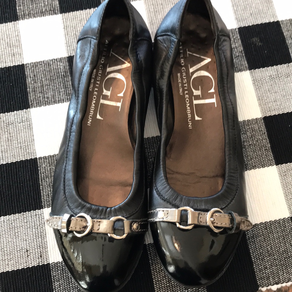 Agl Black Leather Flats 36